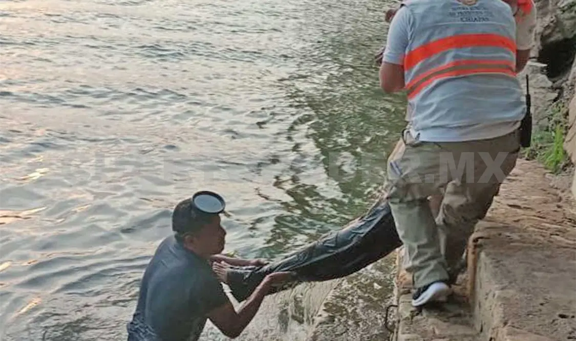 Rescatan cuerpo de joven ahogado en el río Grijalva