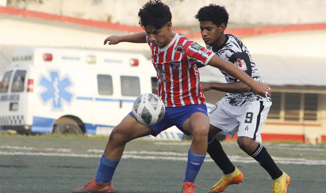 De manera increíble, Chifut dejó escapar una ventaja de tres goles y terminó cayendo por 5-4 ante Nutrias del Atlético Ixtepec. Cortesía