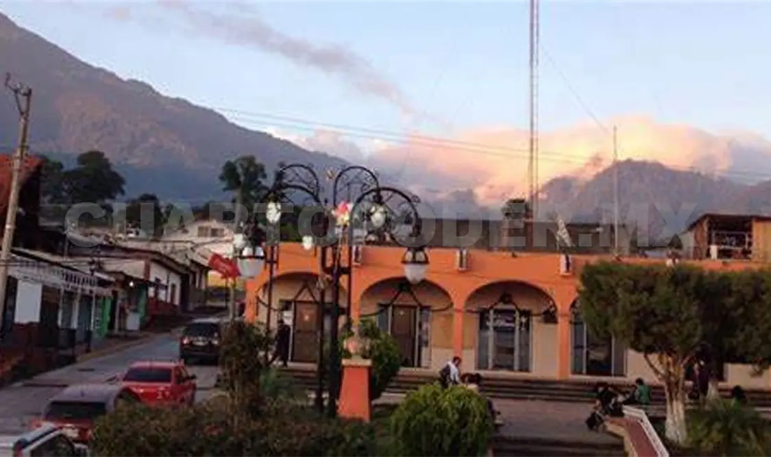 Persiste conflicto en Unión Juárez por mototaxis piratas