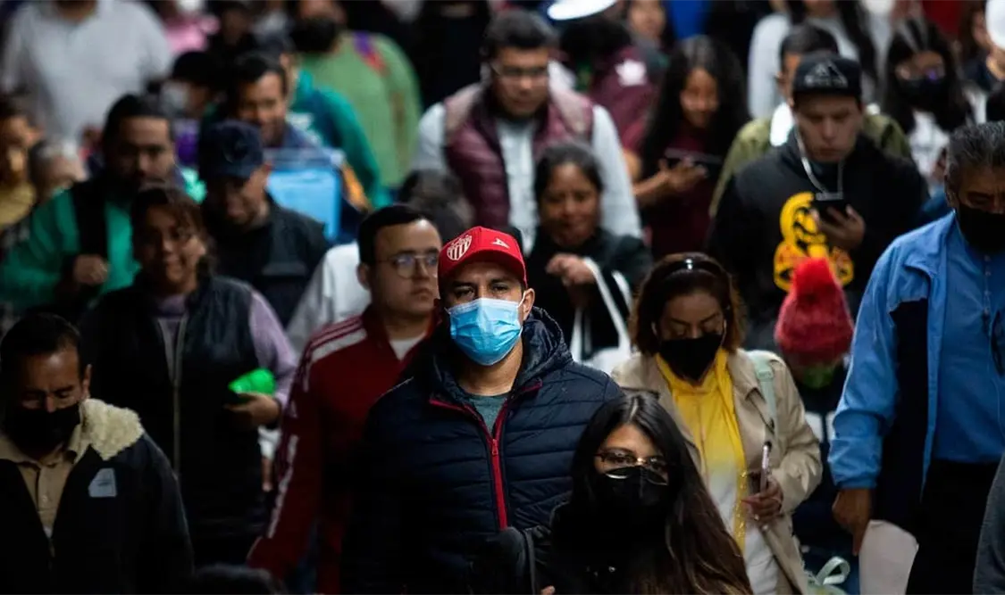 “Lo estamos viendo, lo está analizando Salud. Yo creo que pronto va a darse a conocer ya el acuerdo”, dijo AMLO sobre concluir la emergencia contra el covid. Cortesía