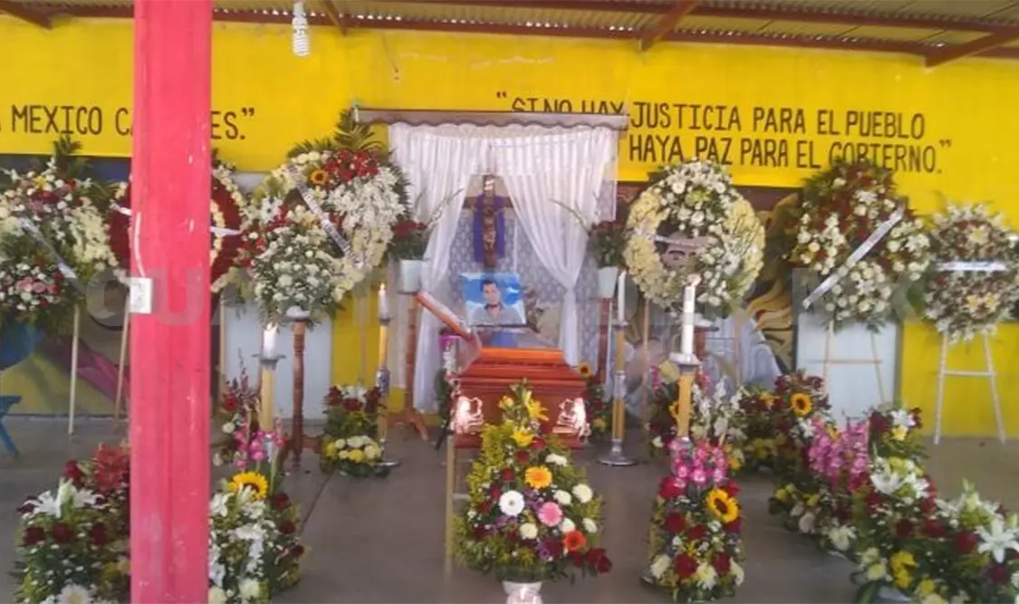 Integrantes de la Cioac piden justicia en el Senado