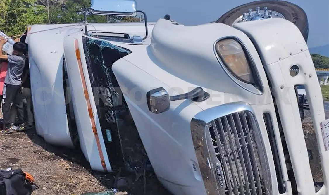 Otro tráiler vuelca en la Curva del Diablo