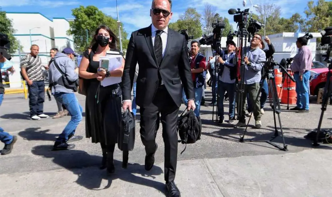 La defensa de Emilio Lozoya solicitó a la UIF que emita respuesta, pronta y oportuna.