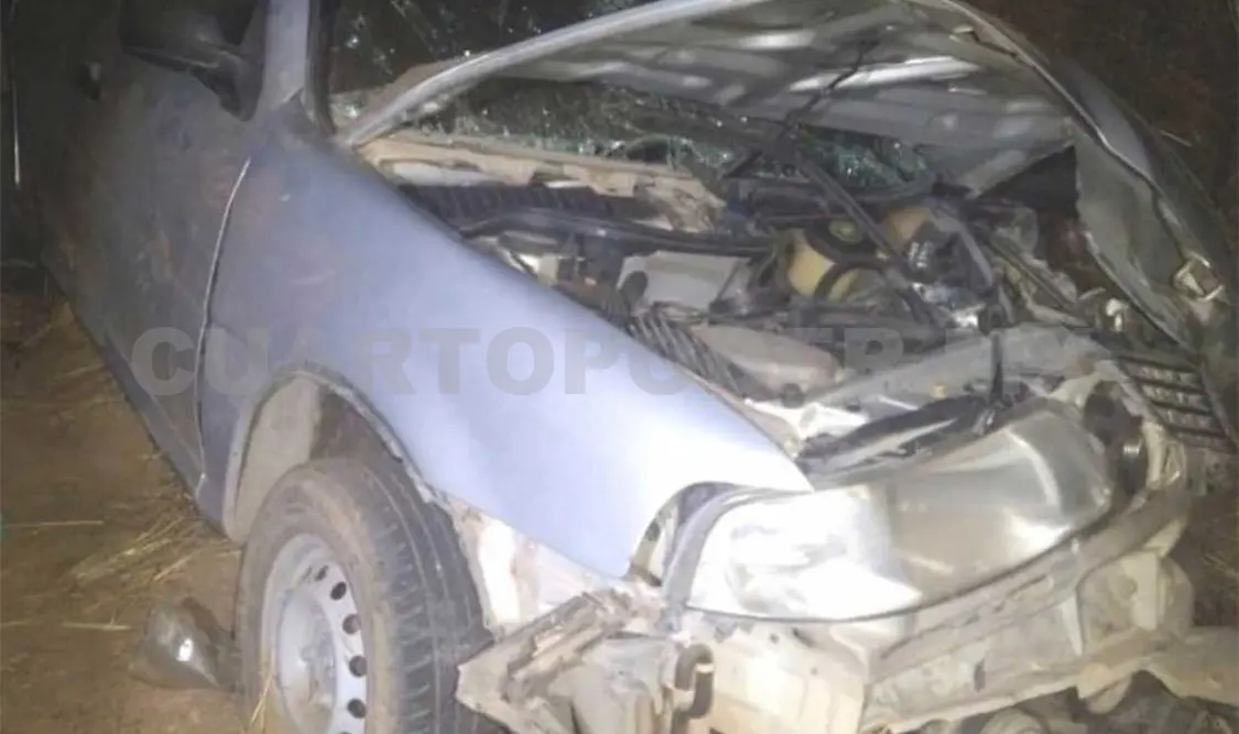 La unidad donde viajaba el afectado quedó destrozada. Cortesía