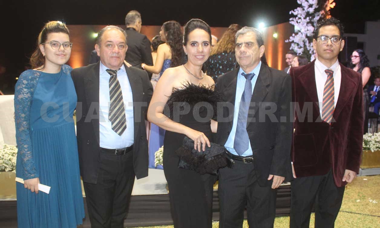 Paola y Rolando se unieron en matrimonio