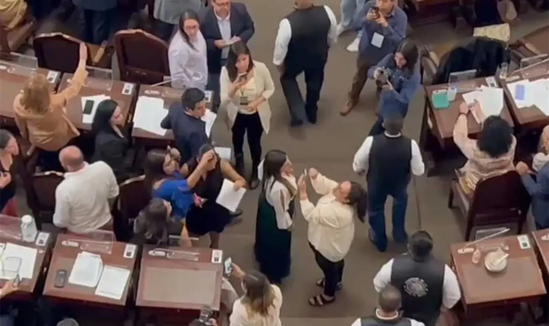 Un nuevo pleito se registró en el Congreso de la CDMX. Cortesía