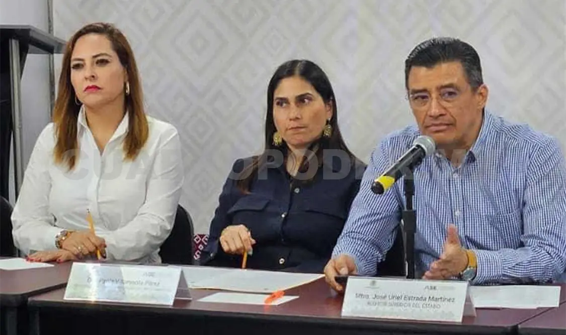 En reunión de trabajo con el auditor superior del Estado, funcionarios municipales y diputados locales. CP