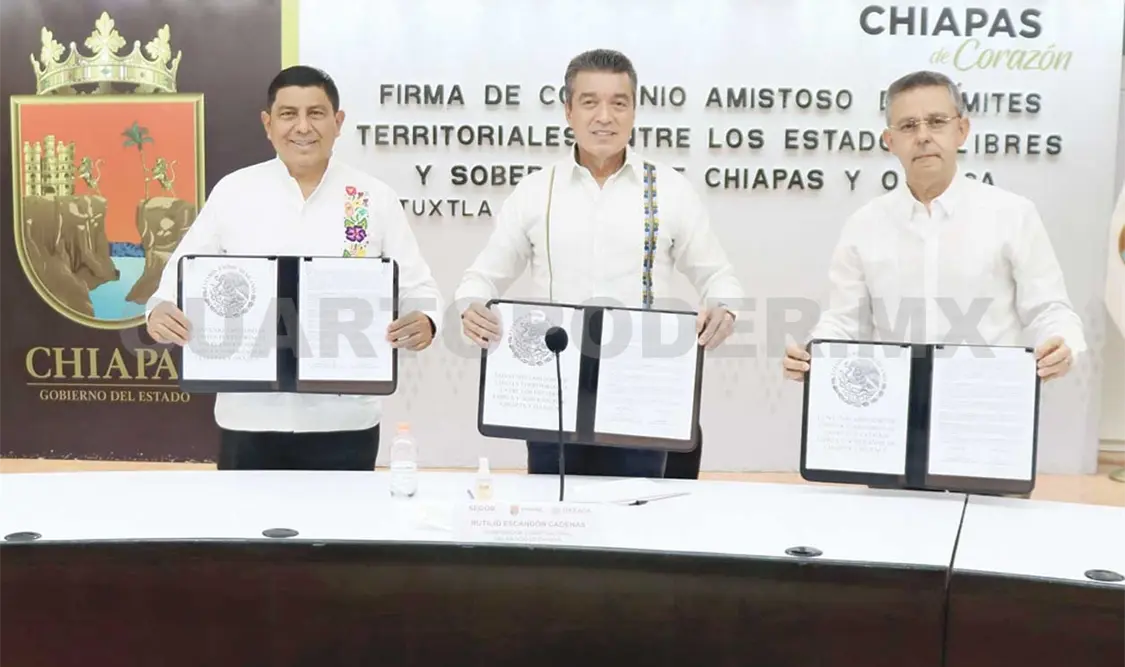 El mandatario de Oaxaca afirmó que con este convenio se da un paso fundamental al definir las rutas que permitan dar solución a esta histórica problemática. CP