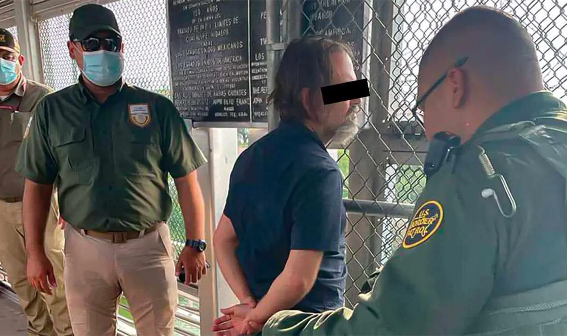El exalcalde fue deportado y entregado a la FGR. Cortesía