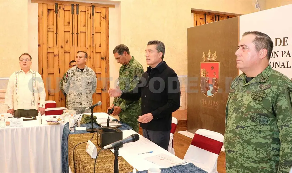 Reconoció a las autoridades y los Comités Comunitarios de PC por auxiliar a la población y combatir el fuego. CP