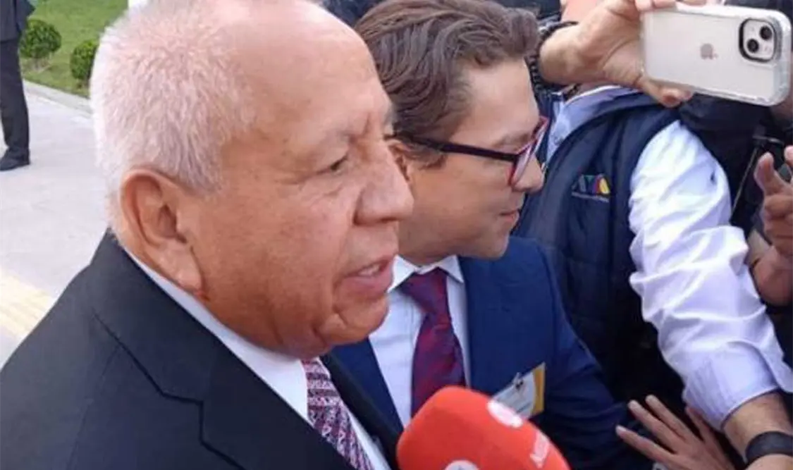 El titular del INM confirmó que se difirió la audiencia para el martes. Cortesía