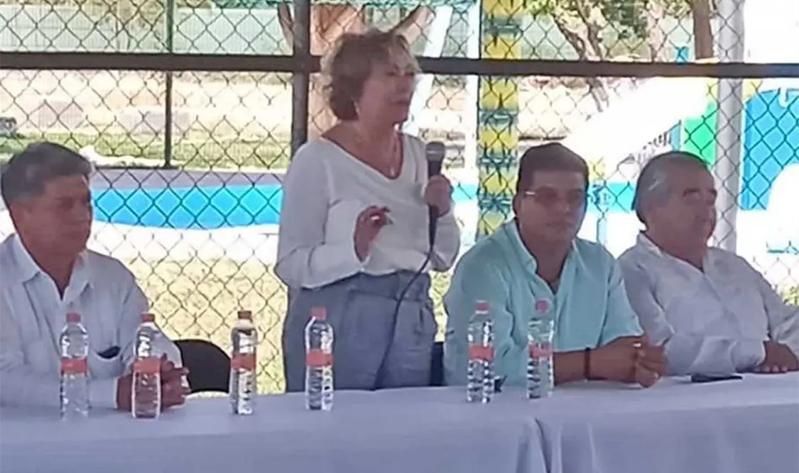 La exlíder del SNTE tuvo un encuentro con integrantes del sindicato en Mérida. Cortesía