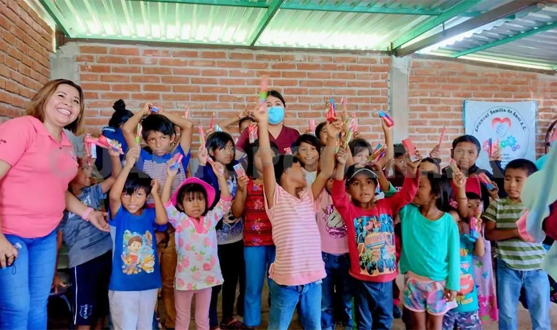 Estas actividades se realizan con el apoyo de algunos patrocinadores y personas de buena voluntad. Cortesía