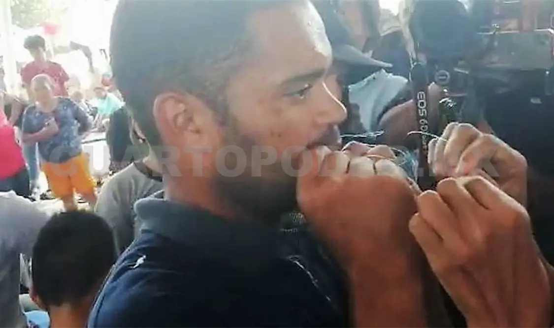Se cosen los labios exigiendo paso libre