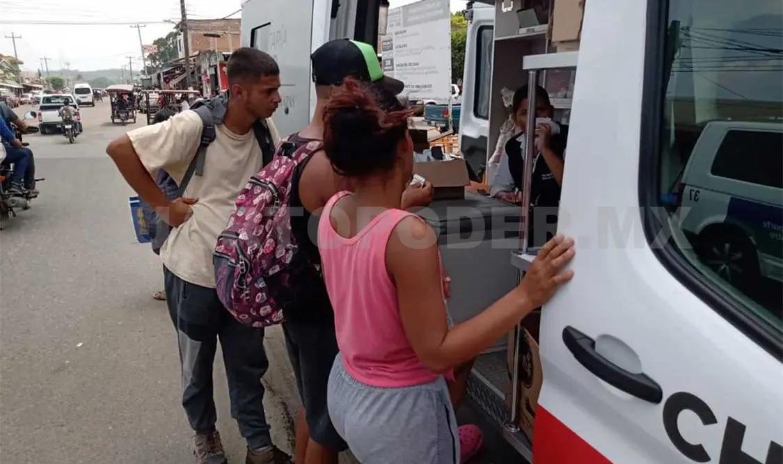 Personas en movilidad sufren por golpe de calor