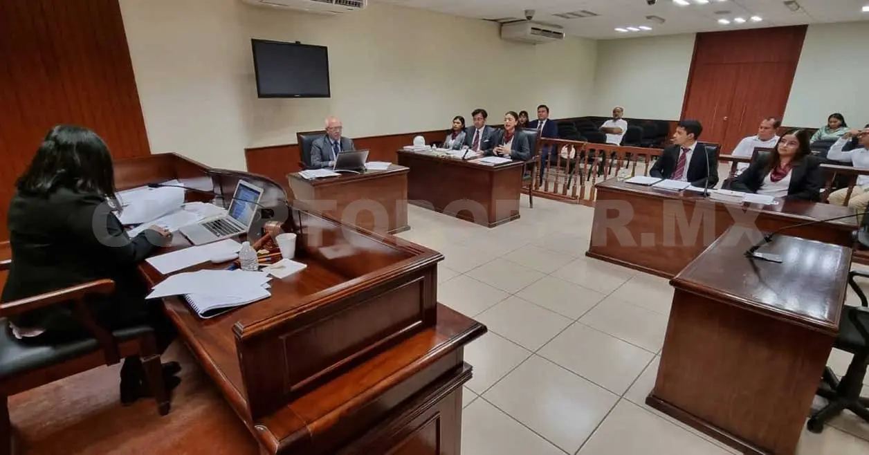 Realizan concurso de simulación de audiencias