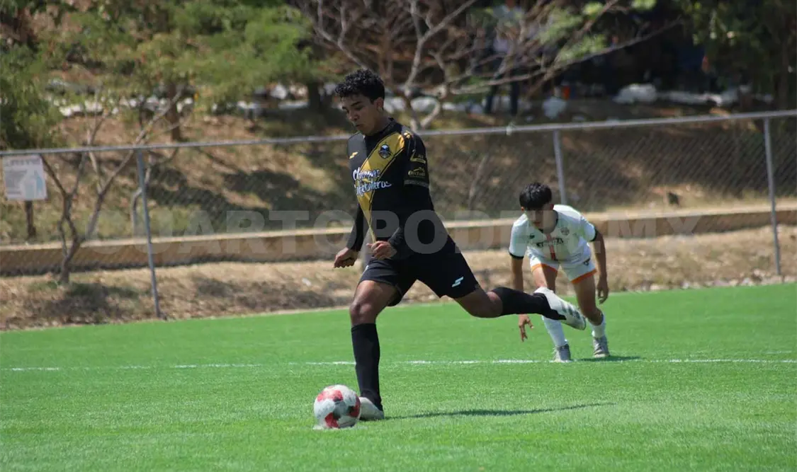 Cafetaleros gobierna la tercera división
