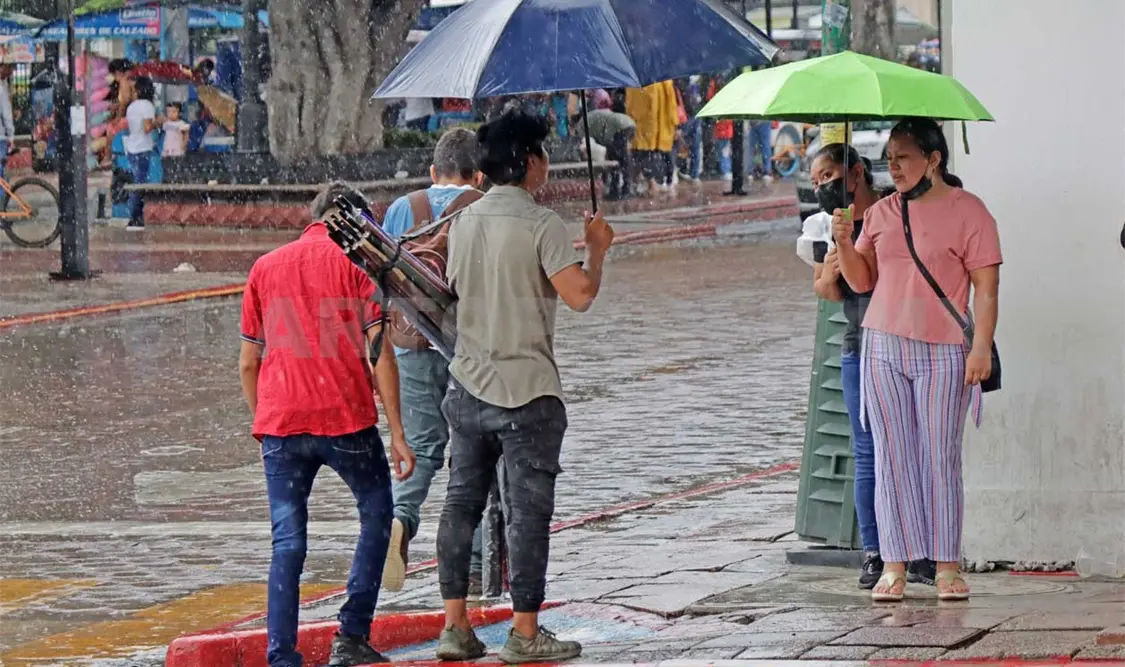 Megapuente con fuertes lluvias en la región Norte