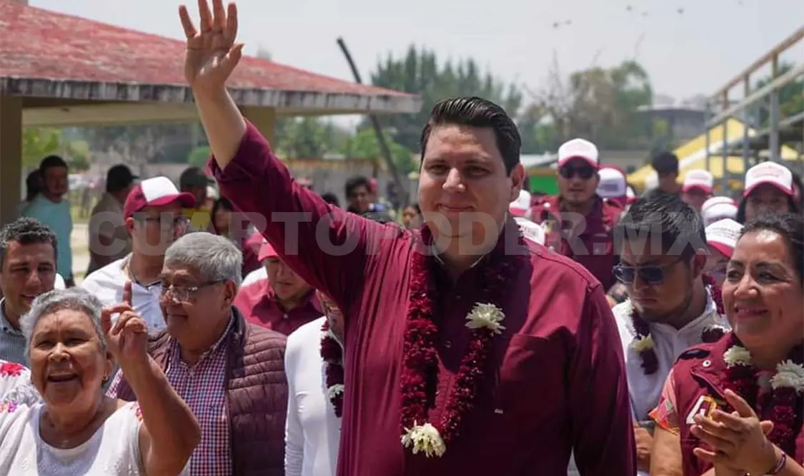 Molina Velasco hace el llamado a la militancia del movimiento a seguir trabajando e informando al pueblo. CP