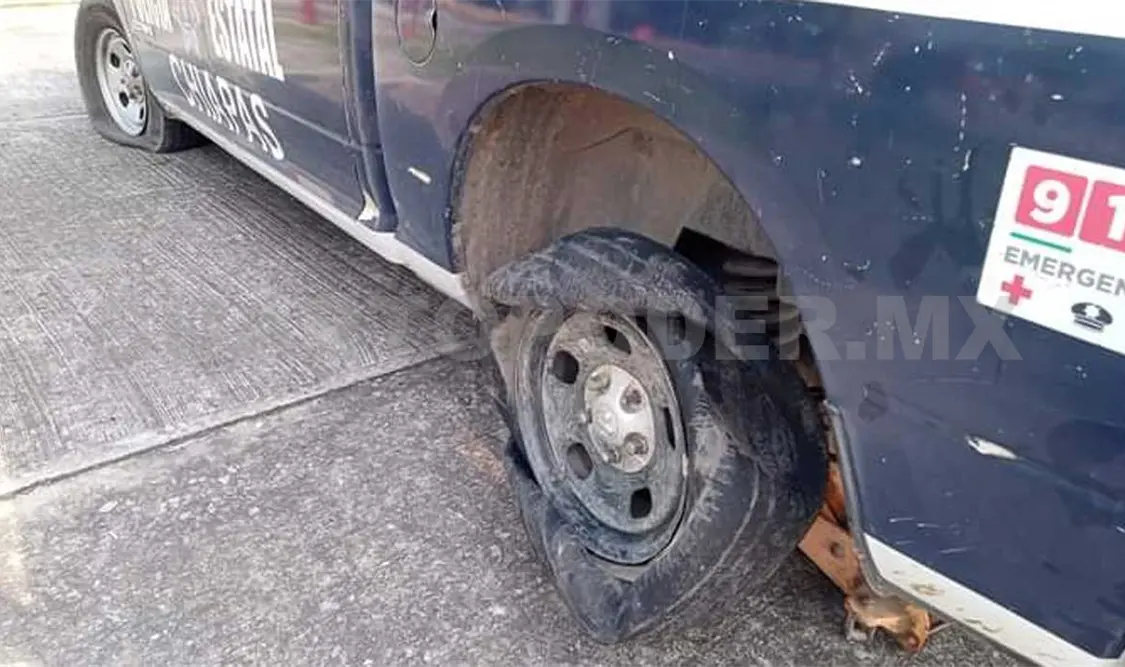 Balean a cuatro oficiales de la PEP en su base
