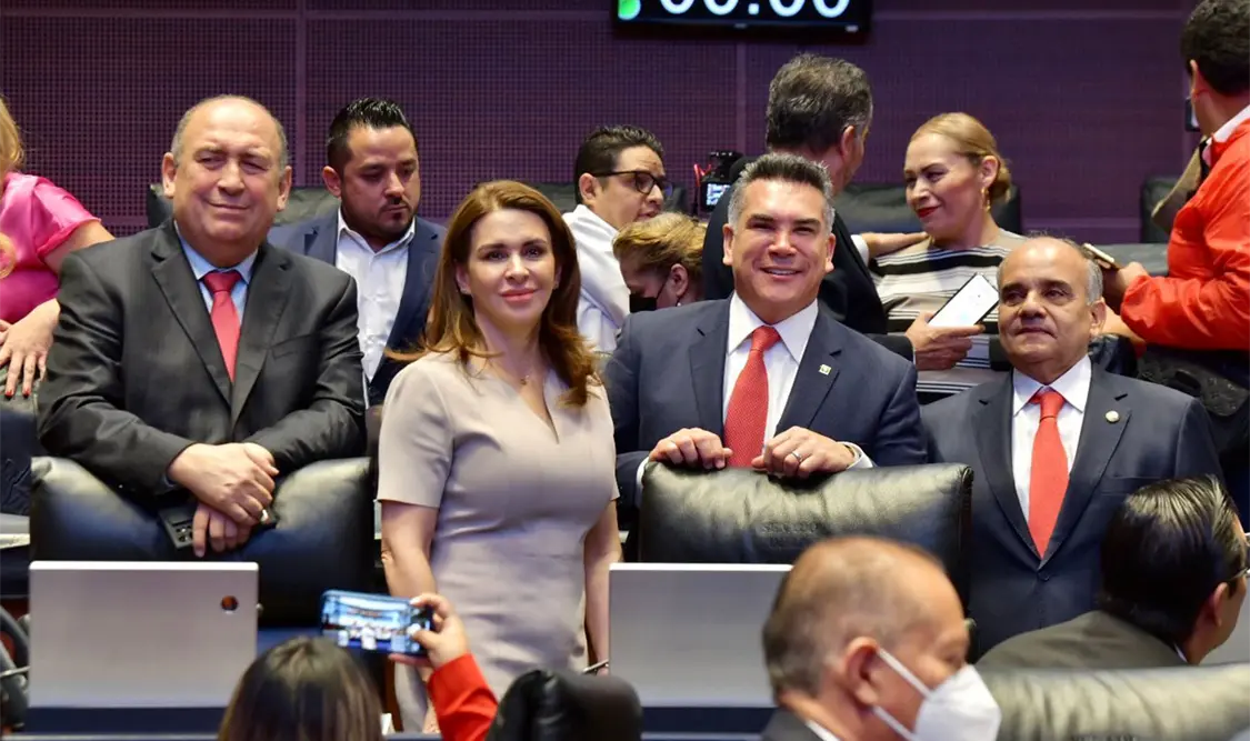 Alistan impugnación de 18 decretos aprobados