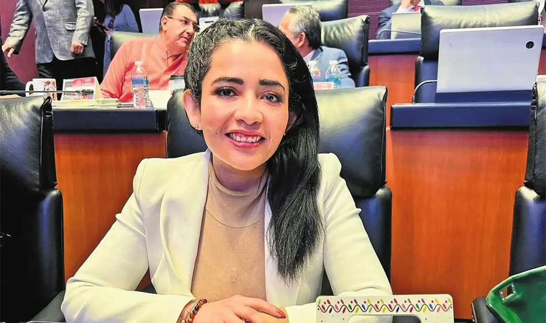 Senadora morenista retoma su escaño