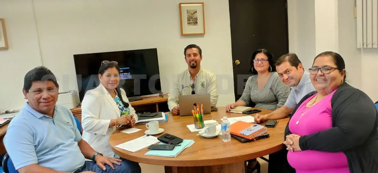 Dan seguimiento al plan de educación superior