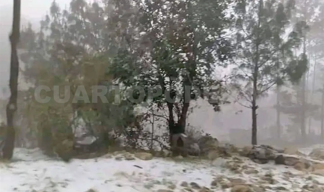 Cae fuerte aguacero y granizo en varias partes de SCLC