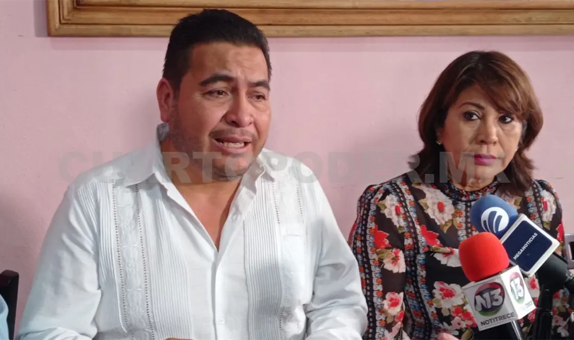 Regalo por Día del Maestro podría ser aumento salarial