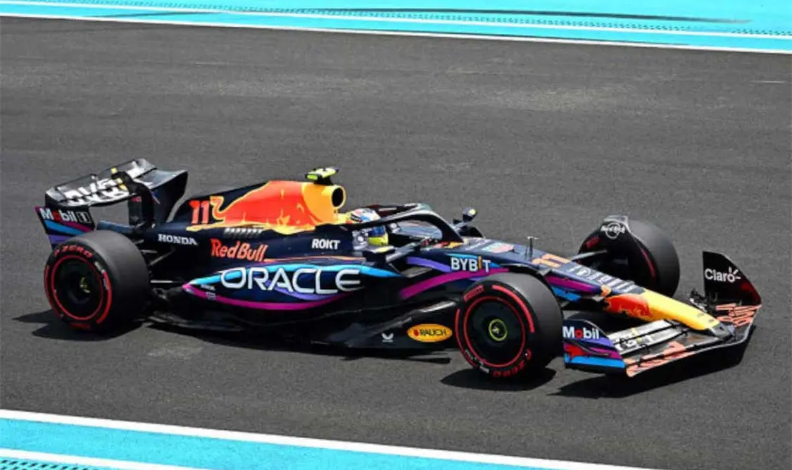 Marko asegura que Pérez se queda en Red Bull