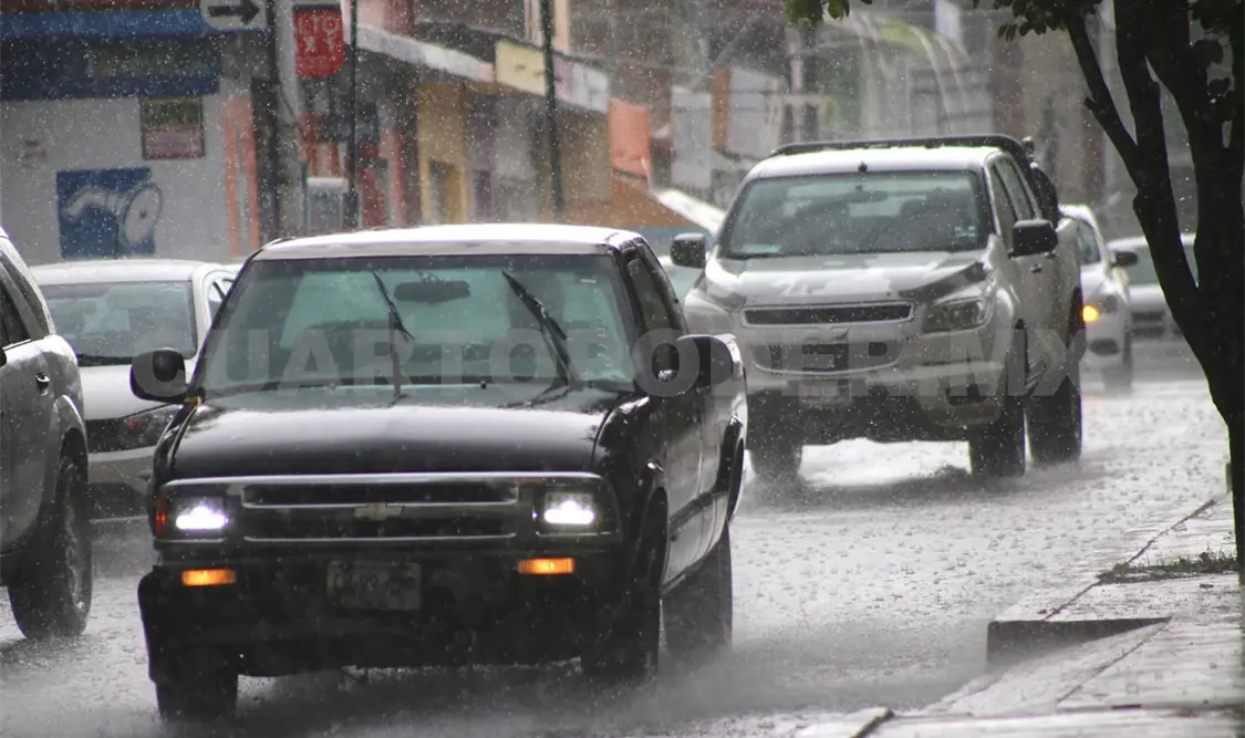 Piden no arriesgarse durante las lluvias