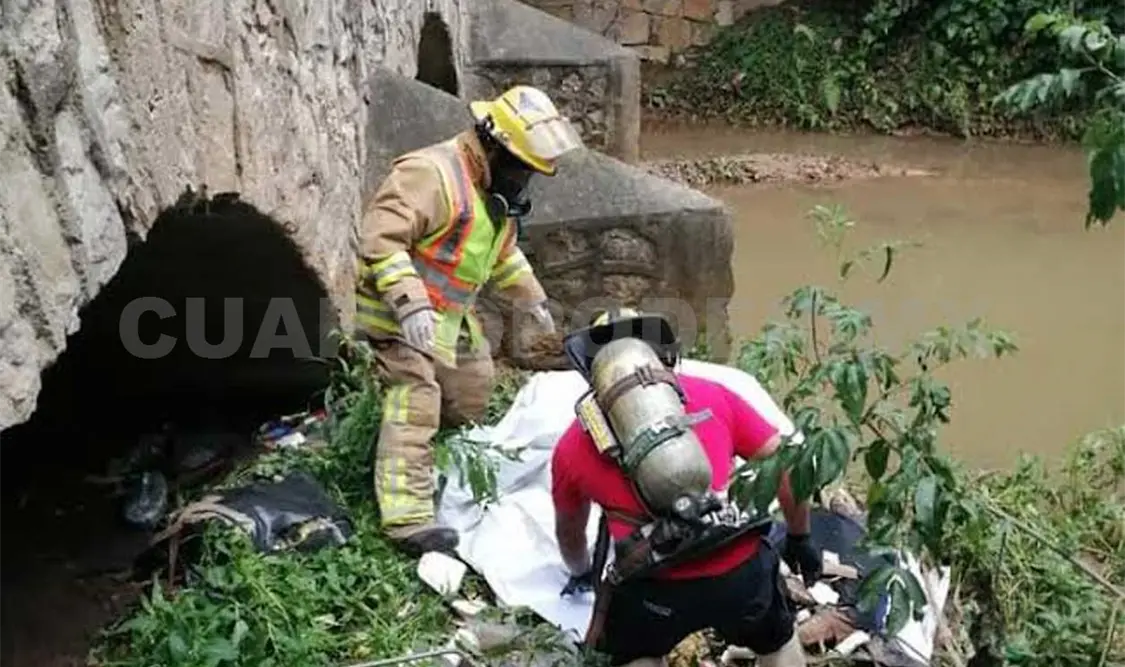 Hallan cuerpo en estado de descomposición en río