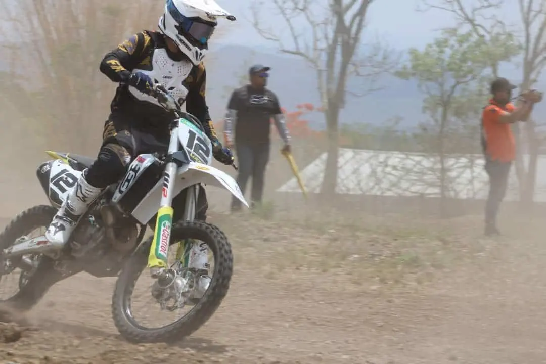 Los motociclistas demostraron sus habilidades en una de las pistas más complicadas del estado. Cortesía