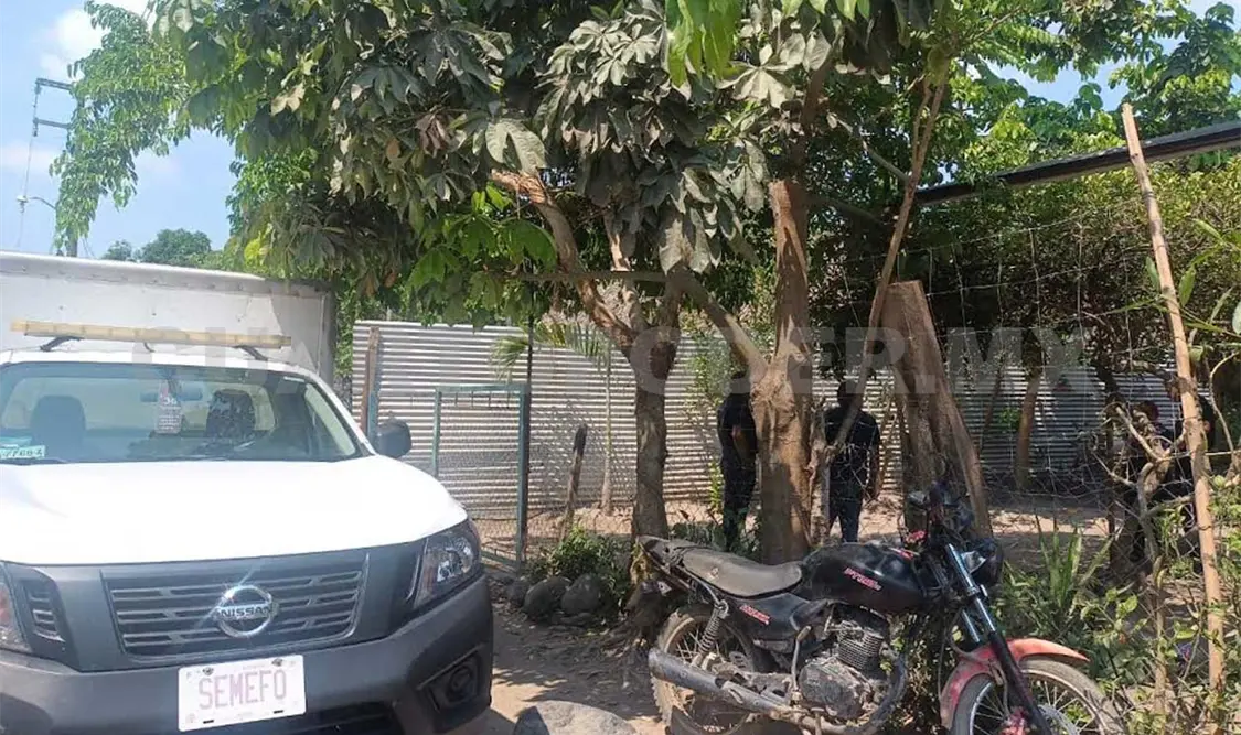 Es hallado ahorcado dentro de su recámara