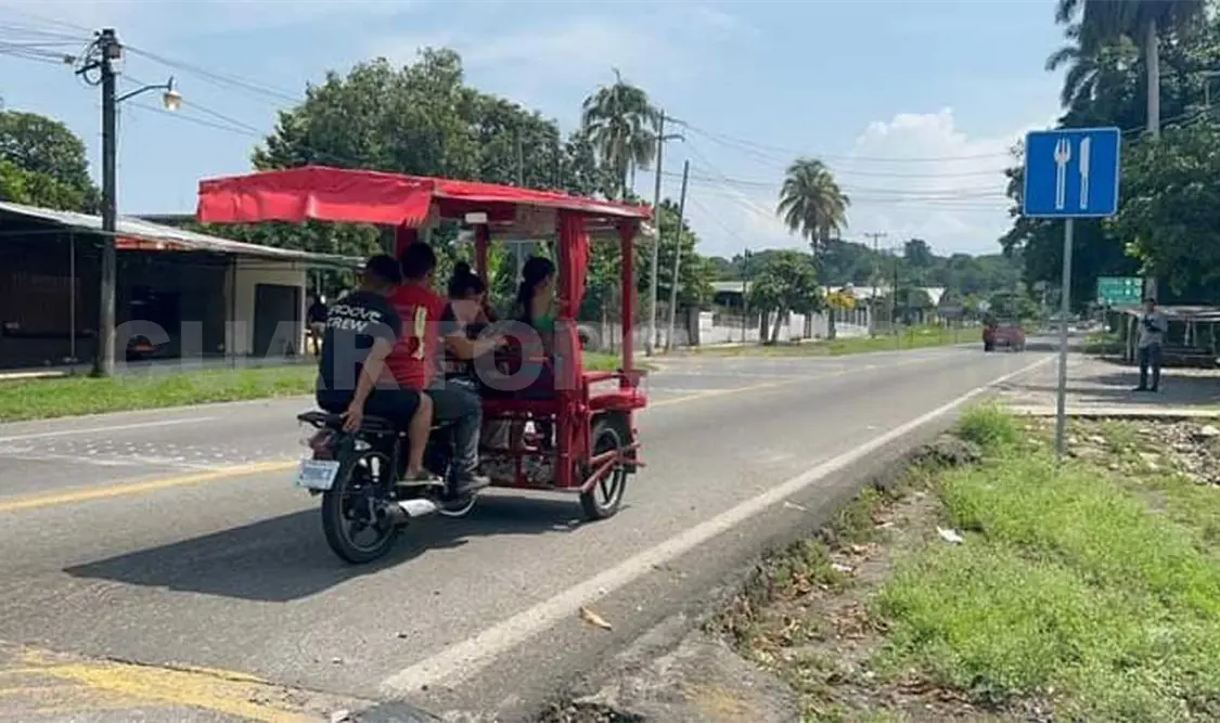 Circulan sin control más de mil 500 mototaxis