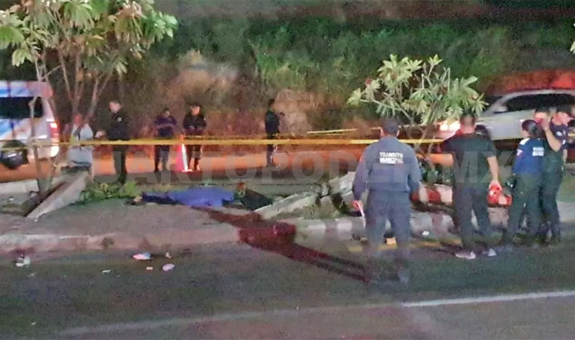 El accidente ocurrió la noche del pasado viernes sobre la carretera Chiapa de Corzo-Tuxtla, a la altura del monumento del parachico. Ulises López / CP