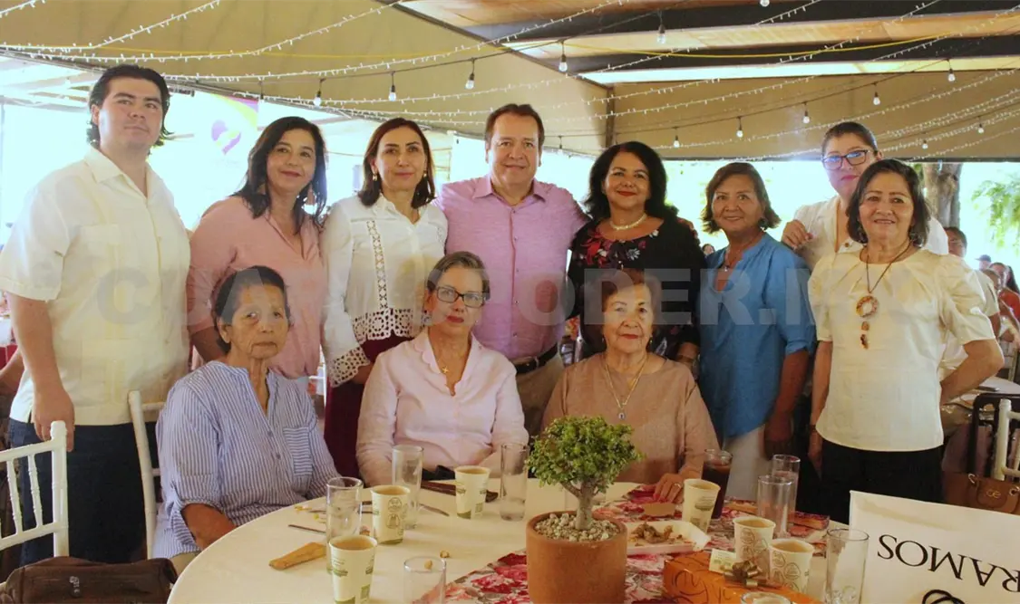 Voluntariado de Corazón realiza “Desayuno con Causa”
