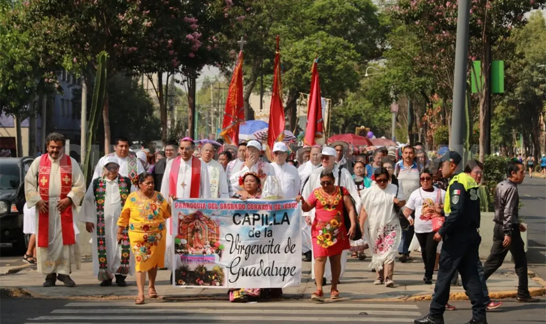 Chiapanecos peregrinan a la Basílica de Guadalupe