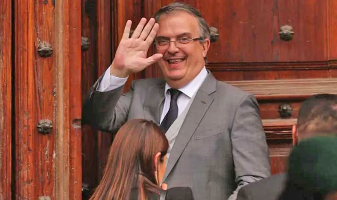 Ebrard quiere que otra mujer se sume de aspirante