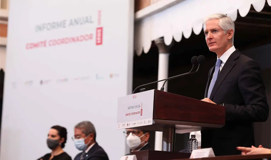 Ligan a Ale del Moral con empresas fantasma