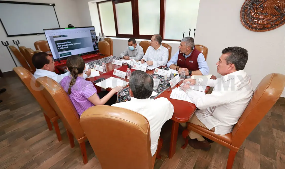 Ejecutivo estatal y Alejandra Frausto evalúan trabajos de reconstrucción