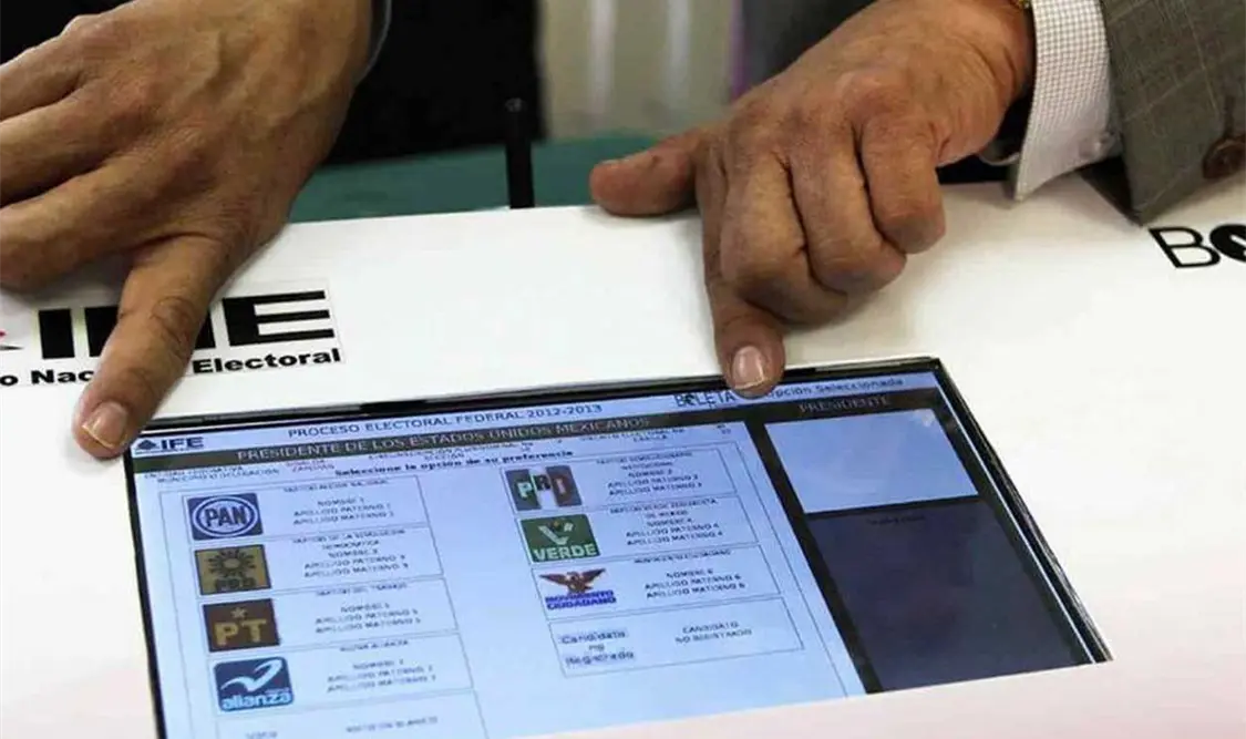 La Junta Local del INE aseguró que las Urna Electrónica son confiables ya que no están conectadas a internet por lo que no son hackeables. Cortesía