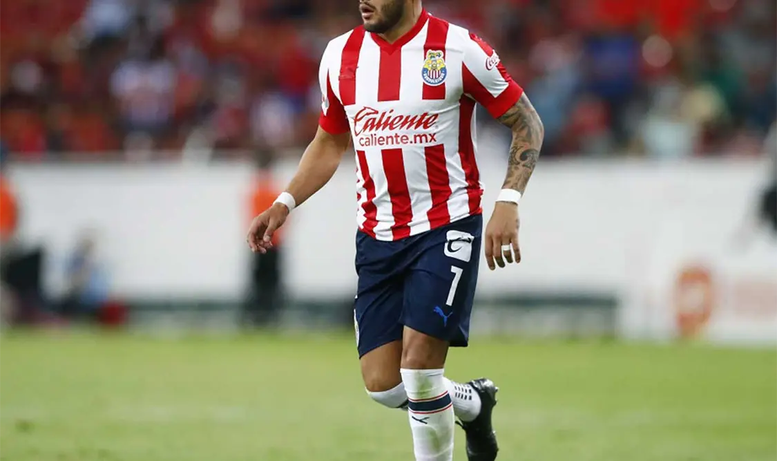 Alexis Vega. Agencias
