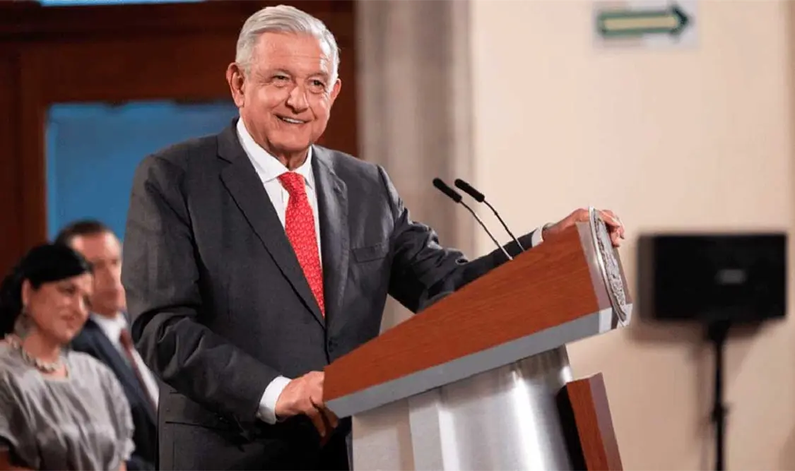 Celebra AMLO jornada electoral tranquila