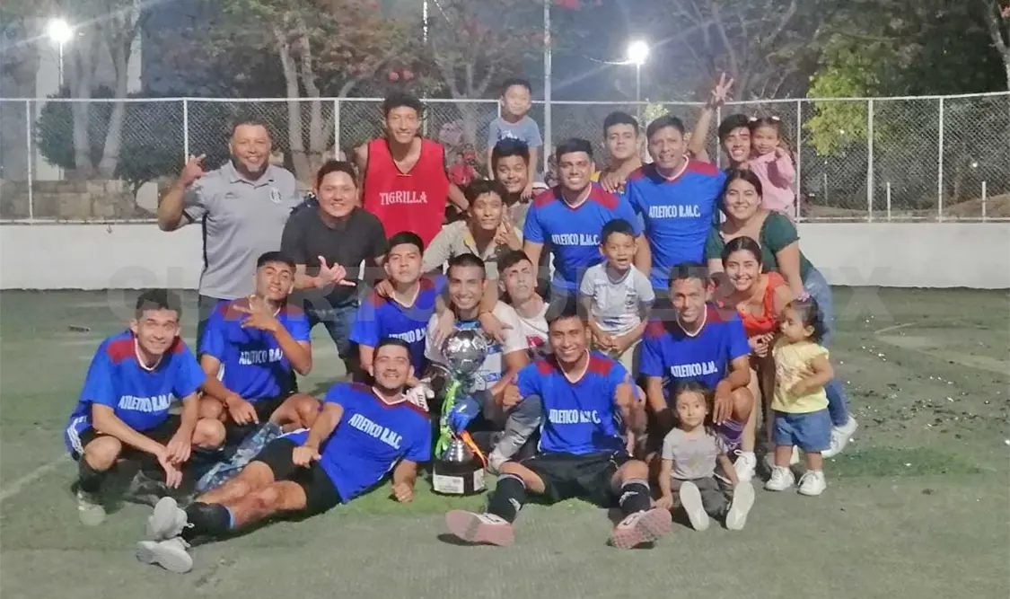Atlético RMC conquista el Torneo Nocturno