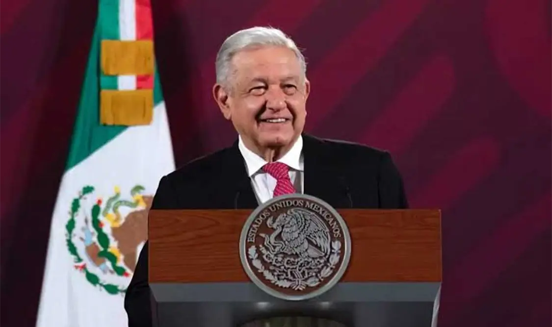 AMLO destaca baja inflación y fortaleza del peso