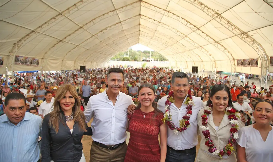 Sasil es recibida por tres mil personas en Cintalapa