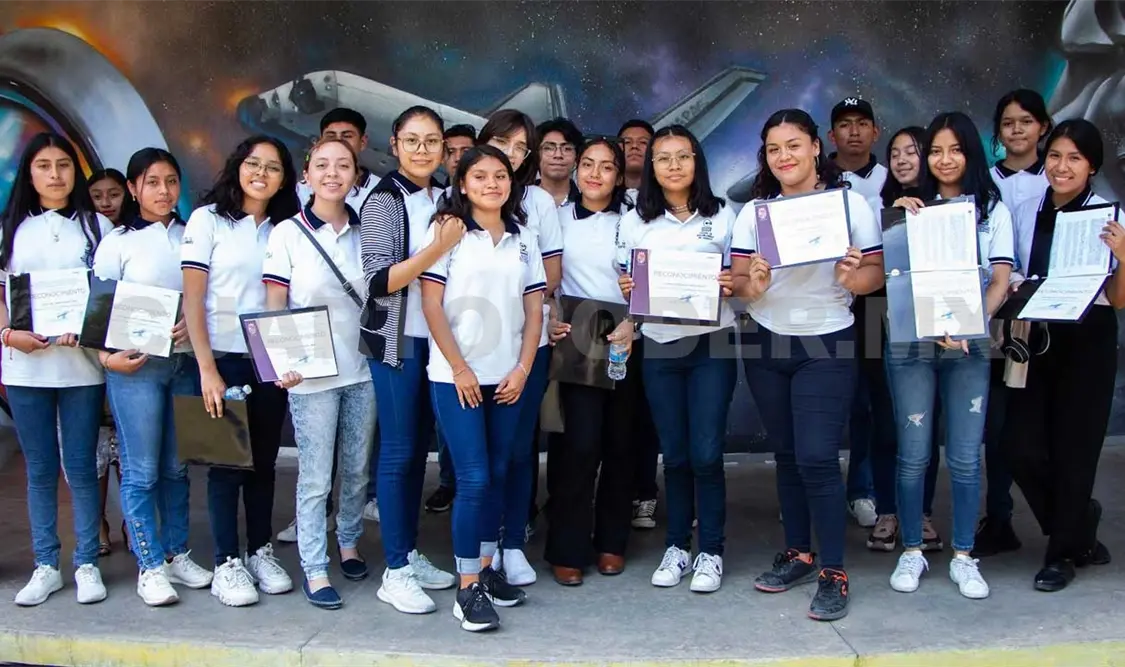Estudiantes logran becas para estancias científicas
