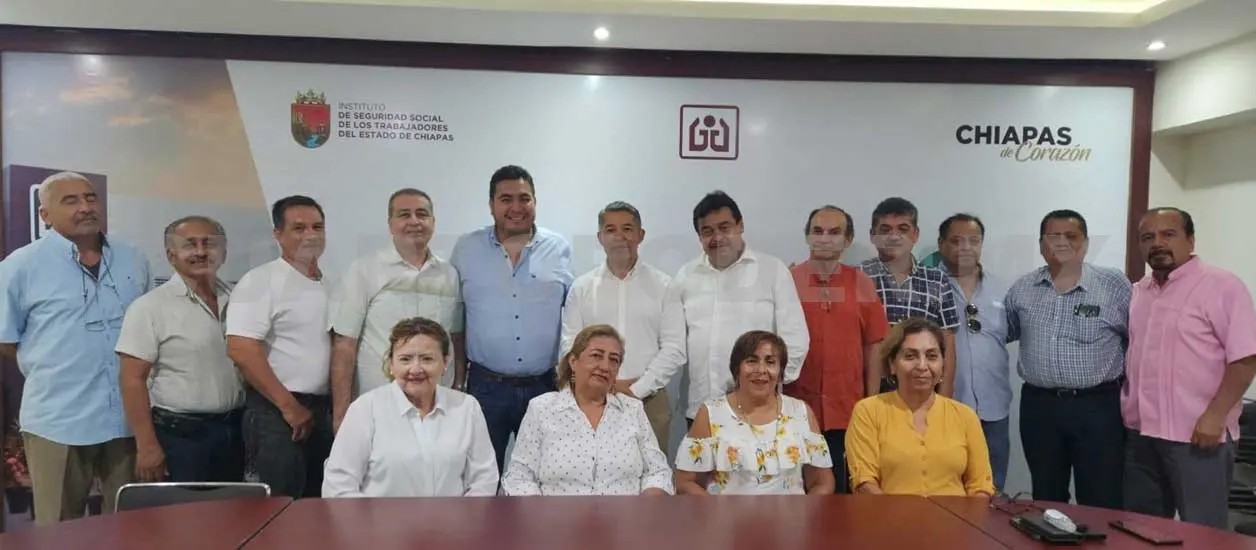 Buscan mejorar seguridad social para los docentes