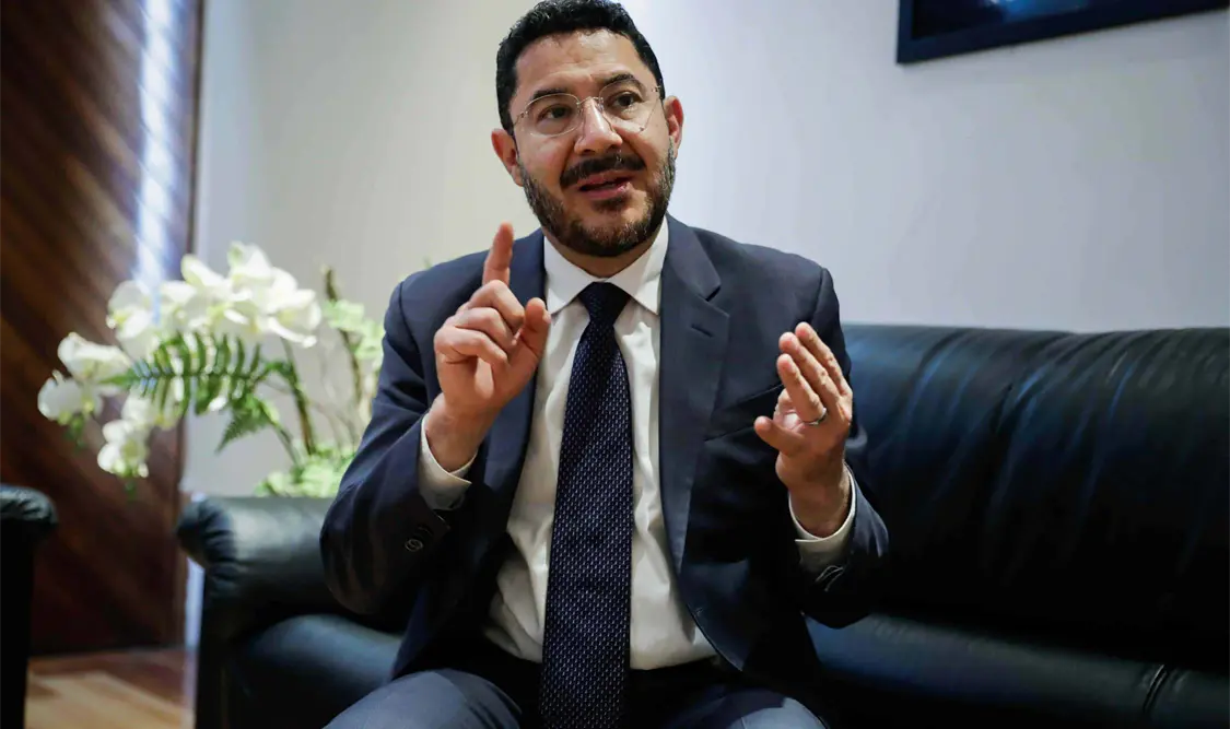 El nombramiento de Martí Batres Guadarrama como su sustituto en el cargo tendrá que ser aprobado por el Congreso local. Cortesía